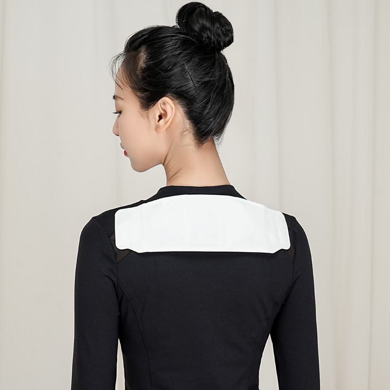 Plasture termic de unică folosință pentru ameliorarea durerii pentru umăr