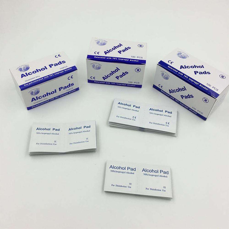 Tampon de bumbac cu alcool